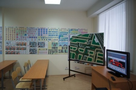 Автошкола "Лидер Виктория" фото Автошкола "Лидер Виктория" фото